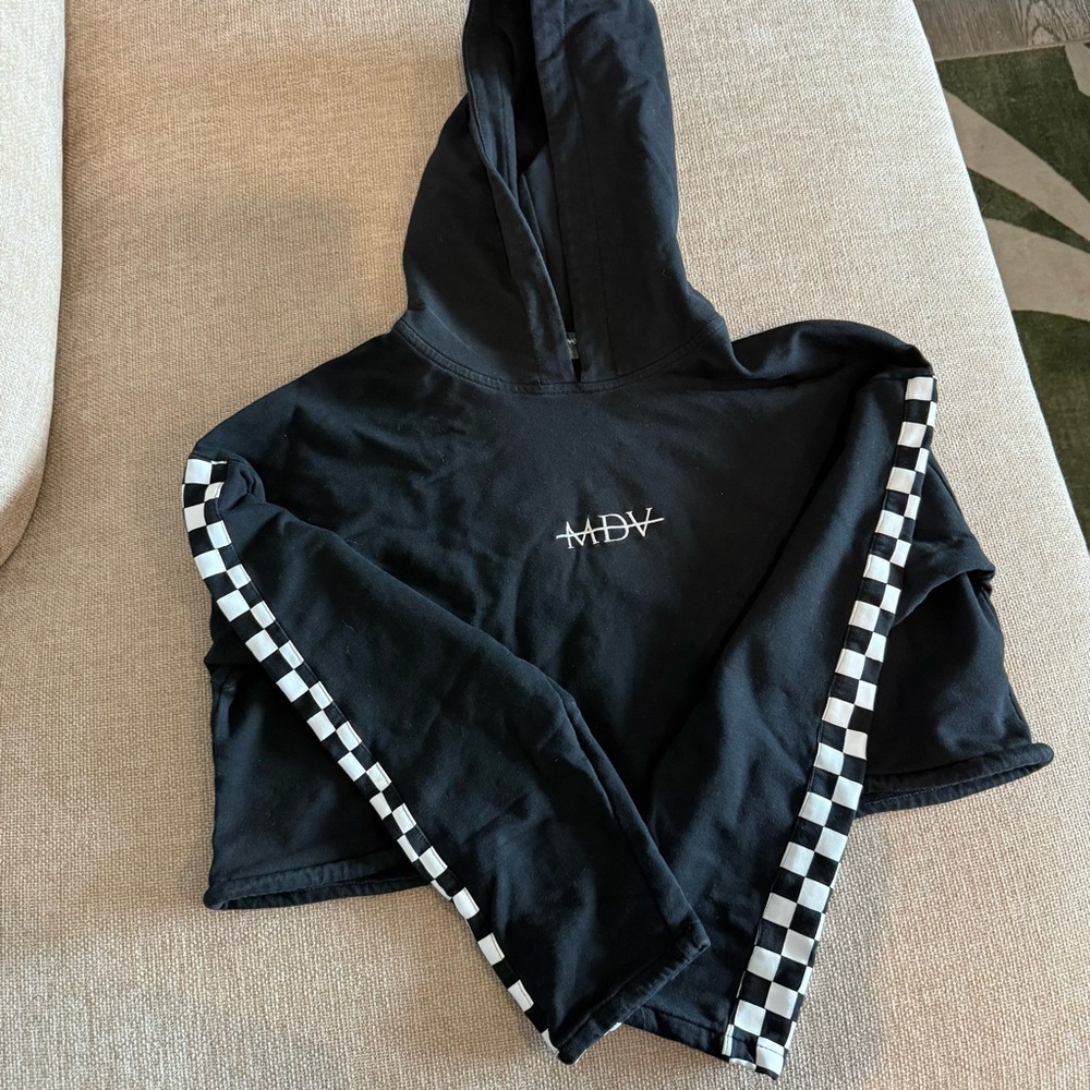 Maniere De Voir Cropped Hoodie
